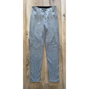 Lysse Faux Suede Legging